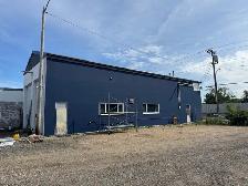 2400 ft.² shop and yard for rent on YellowHead