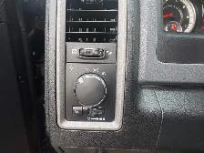 2016 Ram 1500 4WD Crew Cab 140.5' ST - Photo 18