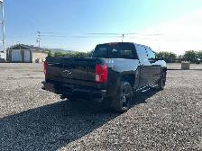 2018 Chevrolet Silverado 1500 LTZ | 5.3L V8 | Ventilated Seats - Photo 8