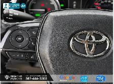 2023 Toyota Camry Hybrid SE - No Accidents - Photo 11