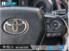 2023 Toyota Camry Hybrid SE - No Accidents - Photo 12