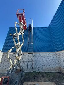 Fixed Roof Access Ladders, Cage Ladders, Parapet Installation - Photo 4