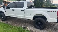 2018 Ford F250 4x4 - Photo 3