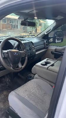 2018 Ford F250 4x4 - Photo 5