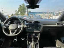 2022 Volkswagen Tiguan Highline R-Line 4MOTION | Command Start | - Photo 17