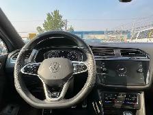 2022 Volkswagen Tiguan Highline R-Line 4MOTION | Command Start | - Photo 25