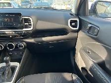 2021 Hyundai Venue Ultimate | Command Start | Low KM - Photo 18