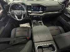 2025 GMC Sierra 1500 ELEVATION/5.3L V8/LEATHER/ROOF/LOCAL TRADE! - Photo 13