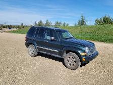2005 Jeep Liberty - Photo 2