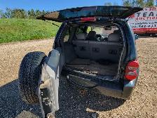 2005 Jeep Liberty - Photo 12