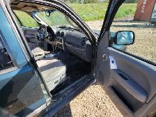2005 Jeep Liberty - Photo 24
