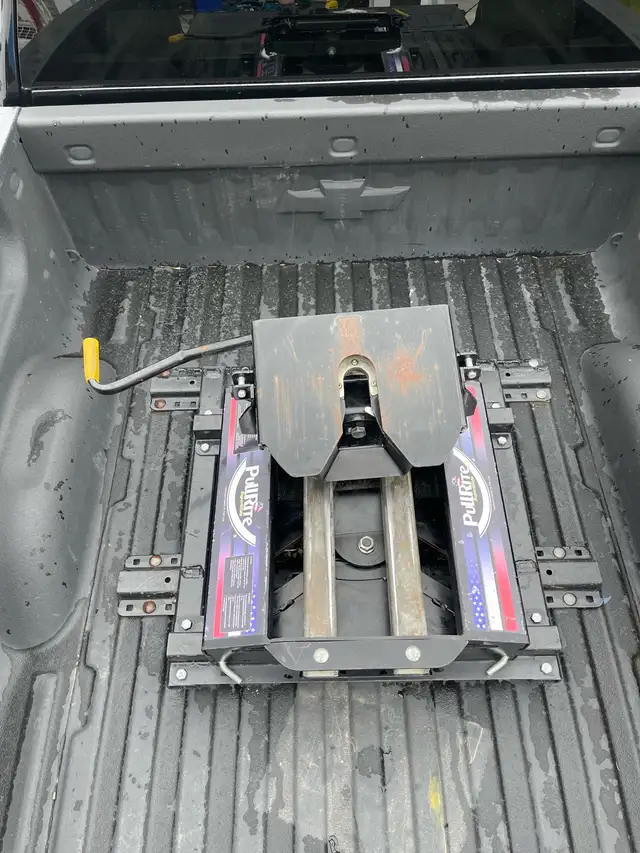 Automatic Sliding Hitch