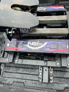 Automatic Sliding Hitch - Photo 2