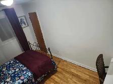CHAMBRE meublée tout compris 2e étage Anjou - Photo 3