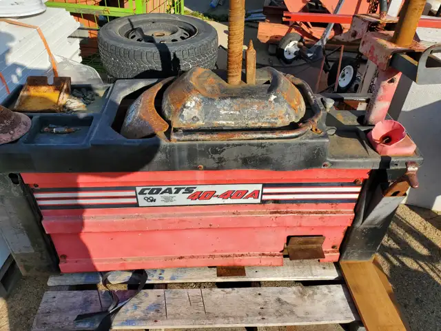 OLD SCHOOL COATS 40-40A TIRE CHANGING MACHINE