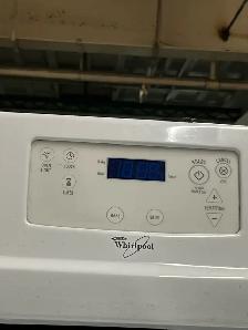 super clean white stove - Photo 5