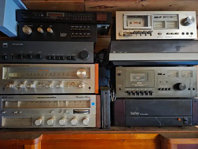 Vintage sound equipment 200$