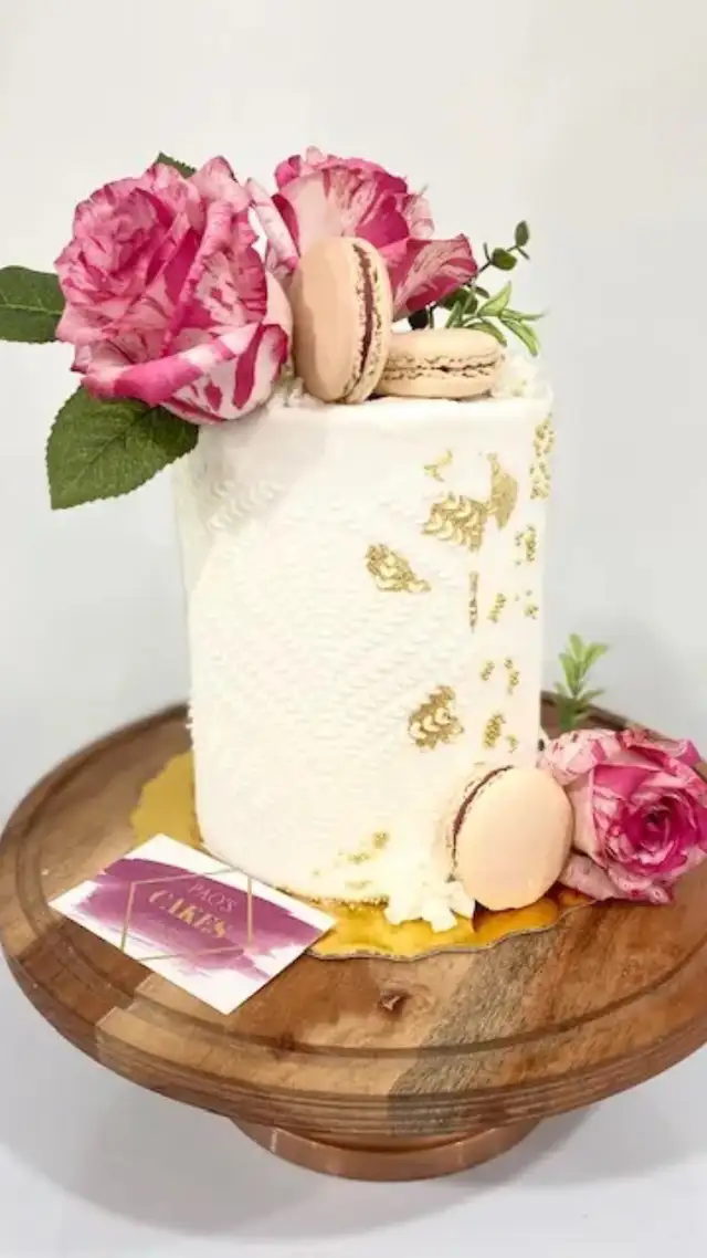 Floral cake , Macarons cakes GTA