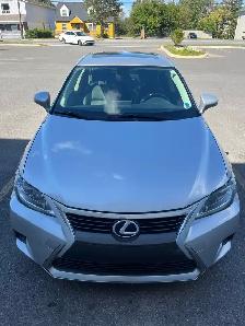 2015 Lexus CT200H (Hybrid Electric)