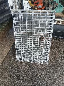 Dog Kennel/Cage. never used.