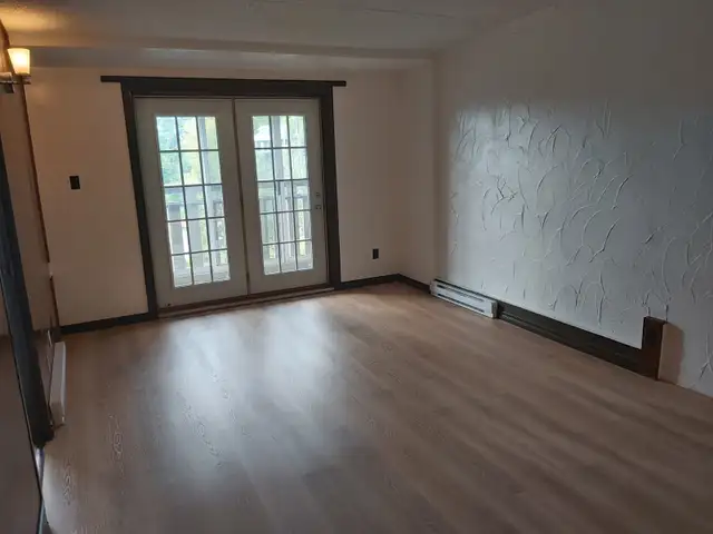 Spacious One-Bedroom   Den — All Inclusive