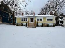77A Rennies Mill Rd - Fully Furnished Main Floor Bannerman Park - Photo 2