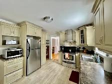 77A Rennies Mill Rd - Fully Furnished Main Floor Bannerman Park - Photo 3
