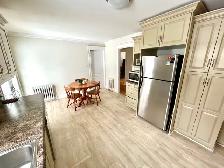 77A Rennies Mill Rd - Fully Furnished Main Floor Bannerman Park - Photo 6