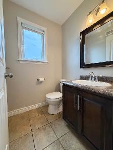 31 Lions Rd - Amazing 3 Bedroom, 2.5 Bathroom With Deck - Photo 13