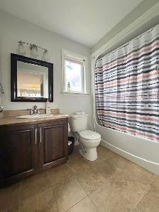 31 Lions Rd - Amazing 3 Bedroom, 2.5 Bathroom With Deck - Photo 28