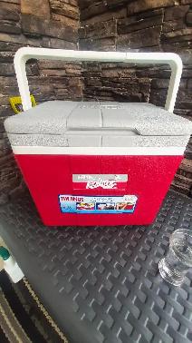 KOOLAROO COOLER FOR SALE!