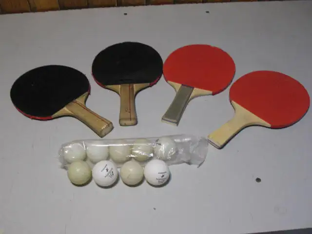 Ping Pong Set, 4 Paddles and 9 Balls