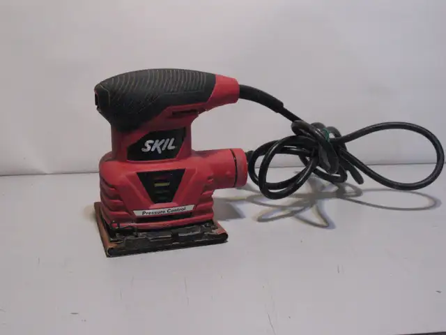3 Corded Electric Sanders