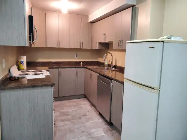 Showing Today 2B2BA BASEMENT MAVIS & TERRYFOX, 1 PARKING