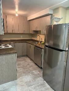 Showing Today 2B2BA BASEMENT MAVIS & TERRYFOX, 1 PARKING - Photo 2
