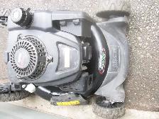 CRAFTSMAN 21' PUSH LAWN MOWER 159cc ENGINE WITH AUTO START - Photo 2