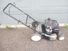 CRAFTSMAN 21' PUSH LAWN MOWER 159cc ENGINE WITH AUTO START - Photo 3