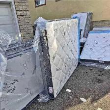 MISSISSAUGA NO TAX MATTRESS SALE STARING FROM $100 ONLY DELIVERE