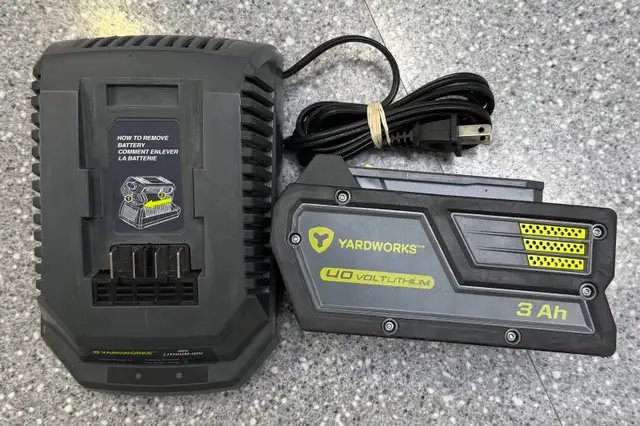 YARDWORKS 40V Li-Ion Charger and 3Ah Battery