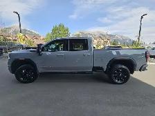 2025 GMC Sierra 3500HD AT4 - Photo 5