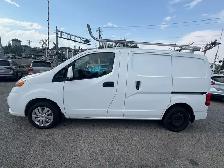 2015 Nissan NV200 LX - Photo 2
