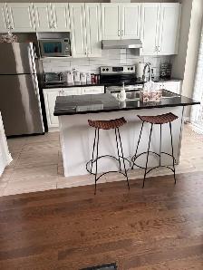 3-bedroom executive townhouse in Barrhaven Centre - Photo 3