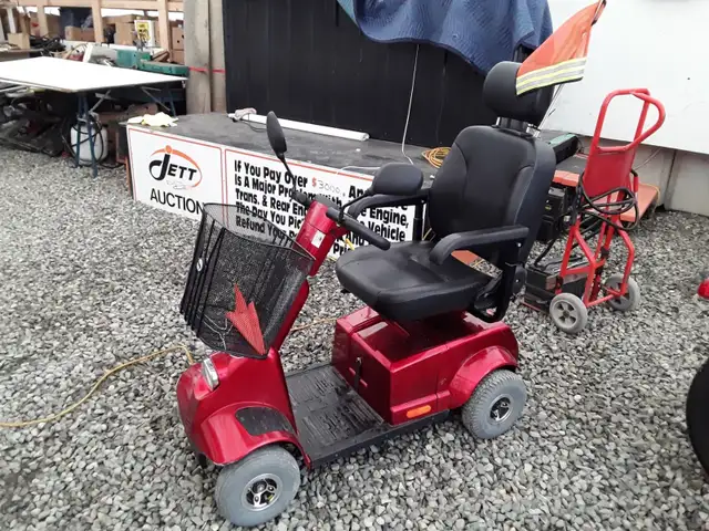 fortress mobility scooter model 1700 in excellent condition $650