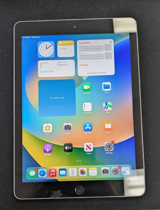 BACK TO SCHOOL DEAL: Apple iPad 6th Gen (32GB, Wi-Fi)