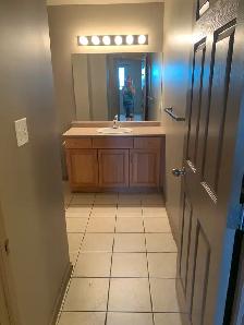 2 Bedroom 1.5 bathrooms Condo AB side, Lloydminster for rent - Photo 7