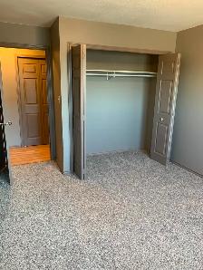 2 Bedroom 1.5 bathrooms Condo AB side, Lloydminster for rent - Photo 12