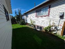 Lrg 1200sf 3BR/2B nr LRT w/ dbl grg-nwr ktchn,bath/fnc yrd/PetOK - Photo 17