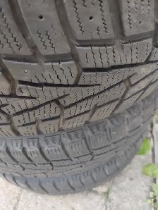 215-60R17x4 pneus hiver Nexen WinGuard. Excellent état - Photo 3