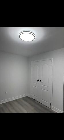Stouffville walk out basement apartment - Photo 8