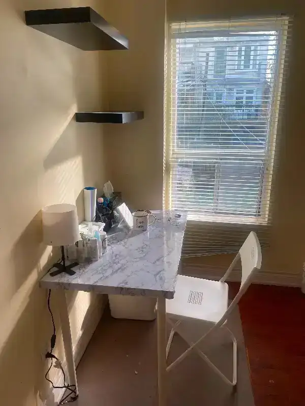 Private Bedroom & Bathroom - ideal for FEMALE (Available)